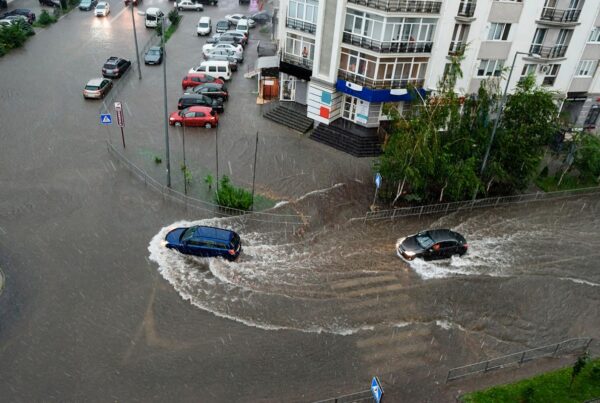 20 dicas de segurança para dirigir na chuva