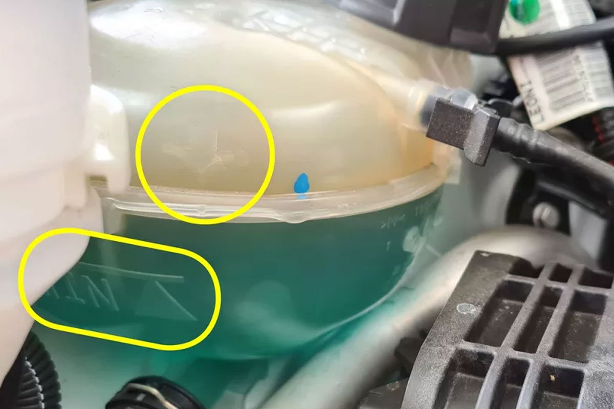 Saiba como fazer a manutenção básica do carro em casa 2 Medidor de água