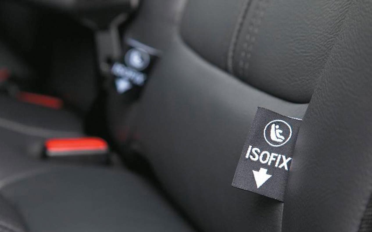 Você sabe como usar o Isofix no carro?